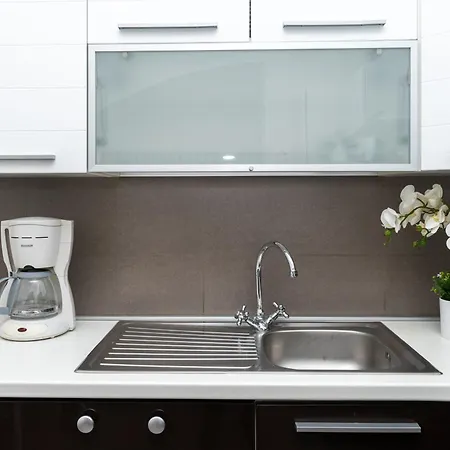 Daire Charming 2-beds Retreat In The Center Of *